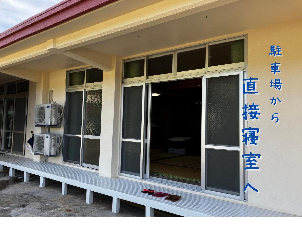民泊まったりん人 Appartement Kumejima Buitenkant foto